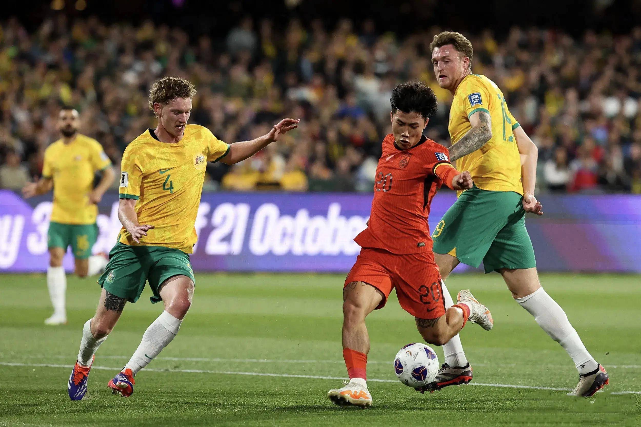 开云网页版注册入口包含内马尔连续十二场比赛得分超过逆转，澳大利亚队挑战极限！的词条