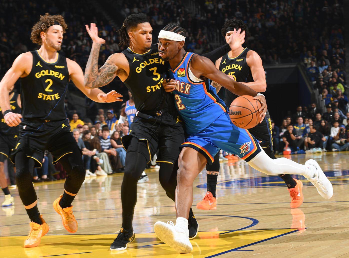 开云官网登录平台克里夫兰骑士训练开放日；转会期战术微调引欢呼；NBA常规赛在即；训练强度明显提升的简单介绍